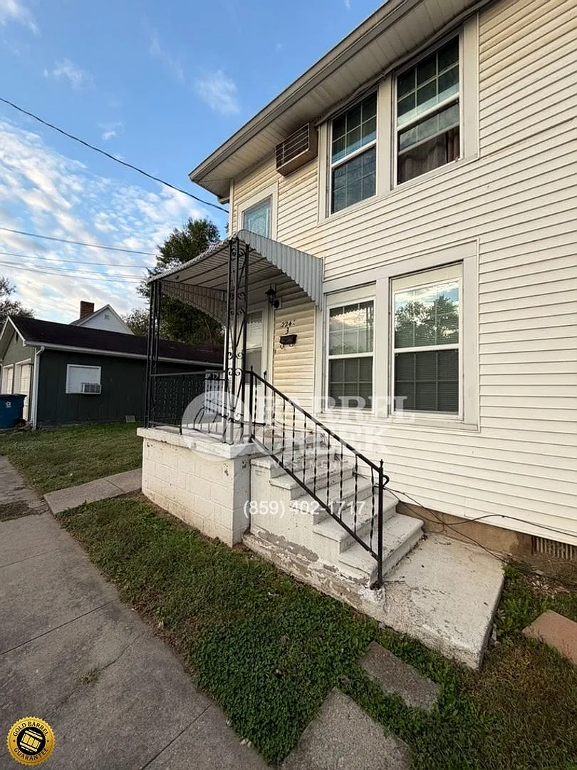 224 East Poplar Street — Photo 1