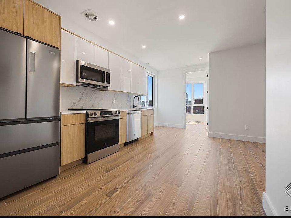 1st image of 105 Hawthorne St #3D