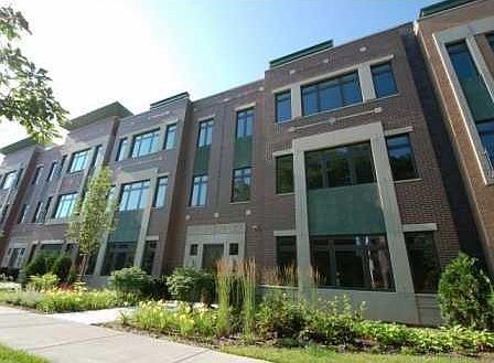 1st image of 1227 W Albion Ave APT 3F