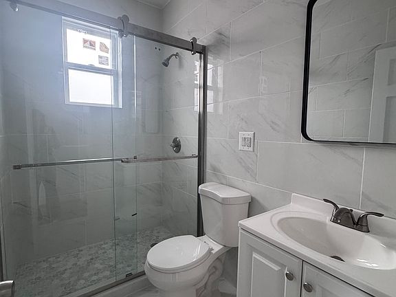 5th image of 11 Vincent Ave #2