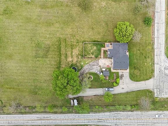 3rd image of 19817 S Clare Rd