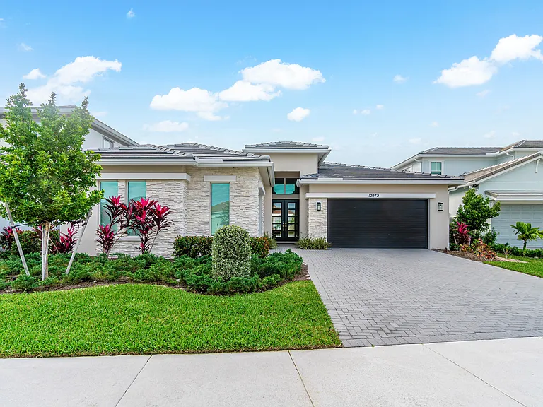 12272 Waterstone Cir — Photo 38