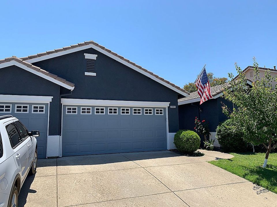 2nd image of 2683 Avocet Way
