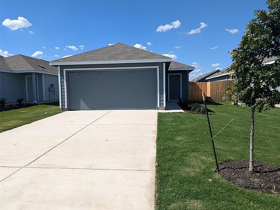 2nd image of 344 Marty Allen Loop