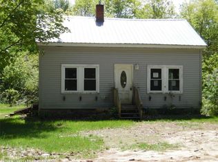 22 Songo School Rd, Naples, ME 04055