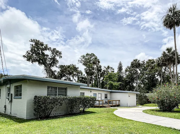 947 Long Shadow Rd, South Daytona, FL 32119