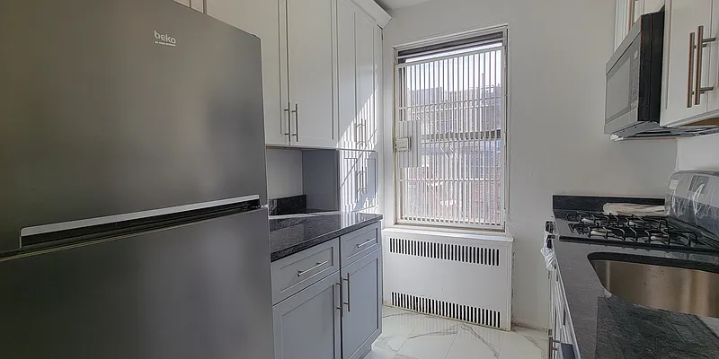 Rented by Corcoran | media 3