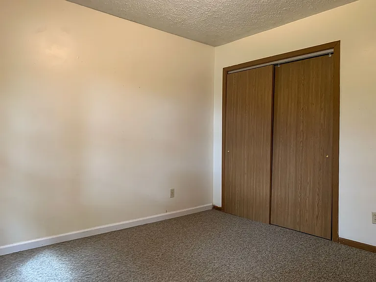 2858 University Ave — Photo 25