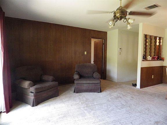 Spacious Living Area
