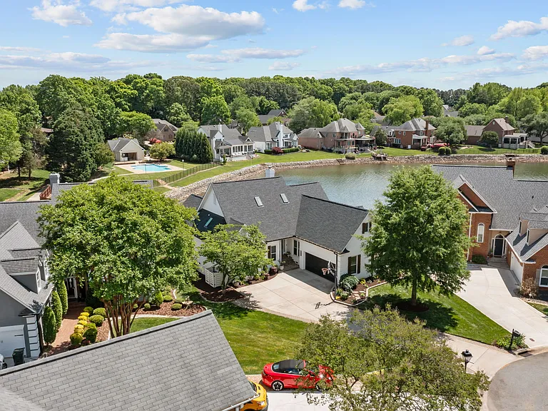 7322 Swansea Ln — Photo 69