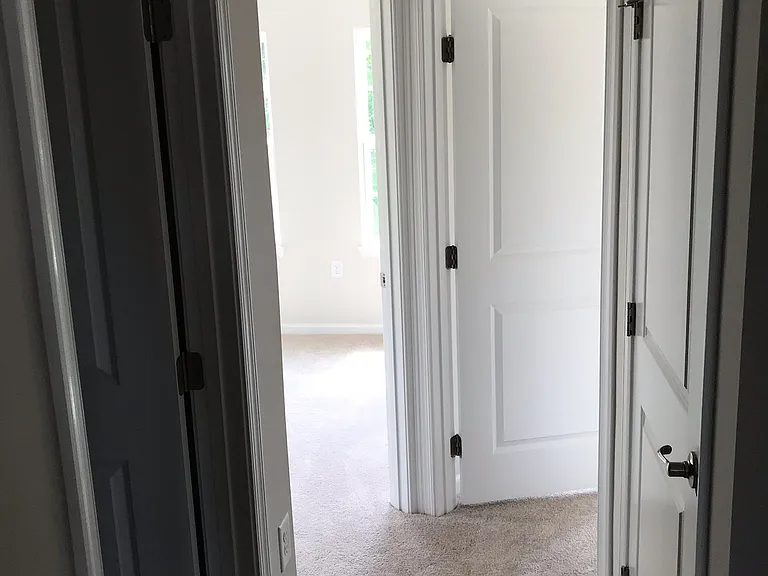 1123 Kentlands Dr — Photo 9