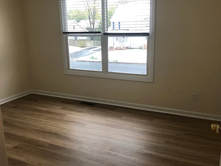 1246 Goldfinch Dr #B — Photo 12