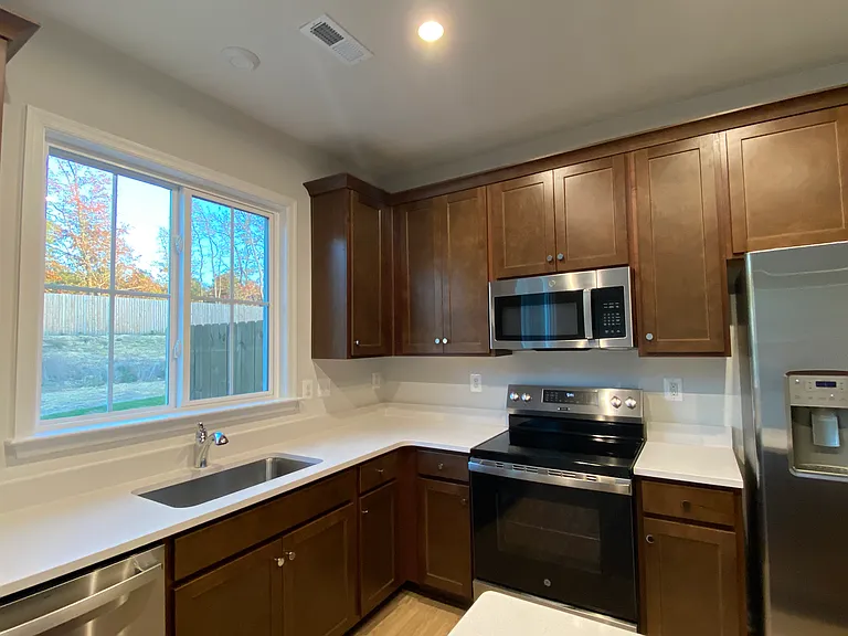 Modern Kitchen & appliances