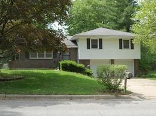 3006 Grand Ave, Leavenworth, KS 66048