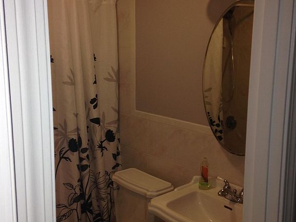 3rd image of 3 Farrwood Dr