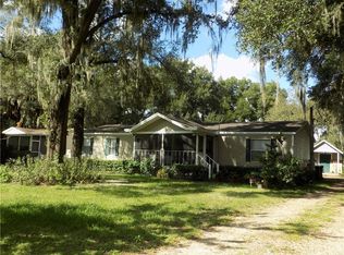 4689 Hammock Ridge Dr, Mulberry, FL 33860