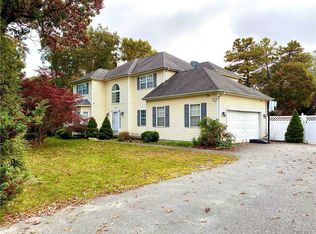 1048 Old Town Rd, Coram, NY 11727