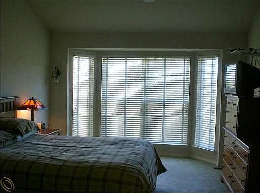 4th image of 750 Golf Villa Dr