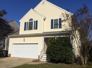 409 Creek Haven Dr, Holly Springs, NC 27540