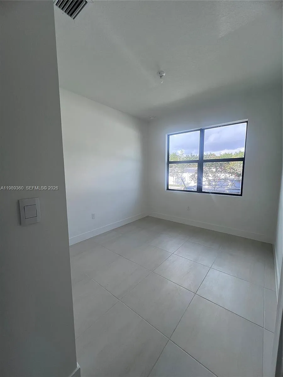 Building Photo - 4784 SW 72nd Ter