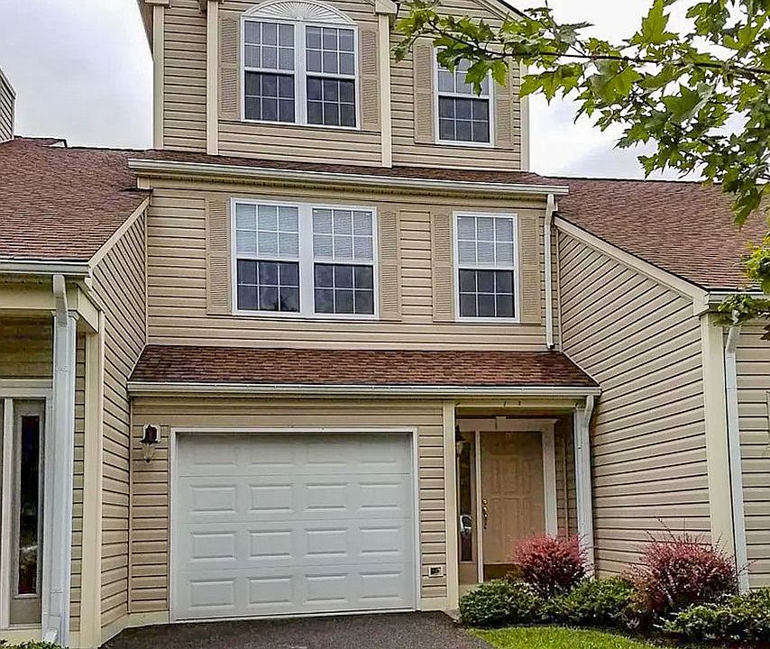 1st image of 230 Huff Heritage Ln