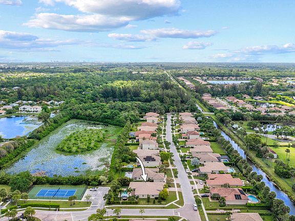 5th image of 9387 Silent Oak Circle