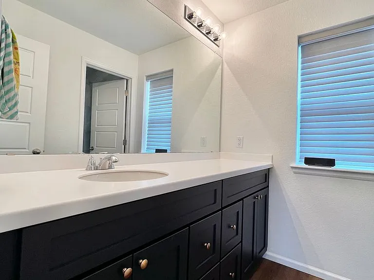 5636 Bay Hill Dr — Photo 29