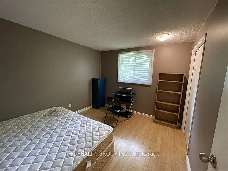 84 Daleview Cres — Photo 6