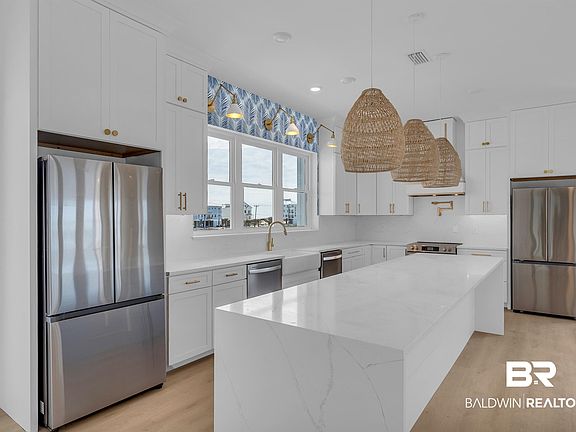 2nd image of 2524 W Beach Blvd