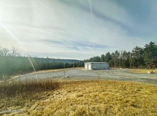 3066 E Valley Rd, Loganton, PA 17747