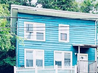 92 Grove St, Meriden, CT 06451