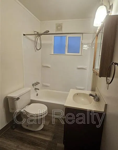 714 W Kiernan Ave #A — Photo 9