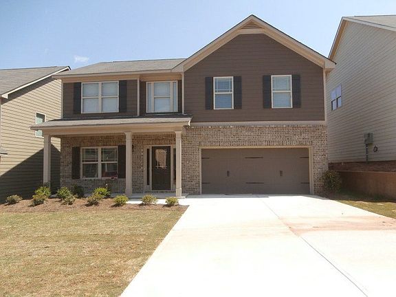 3rd image of 1028 Regency Dr