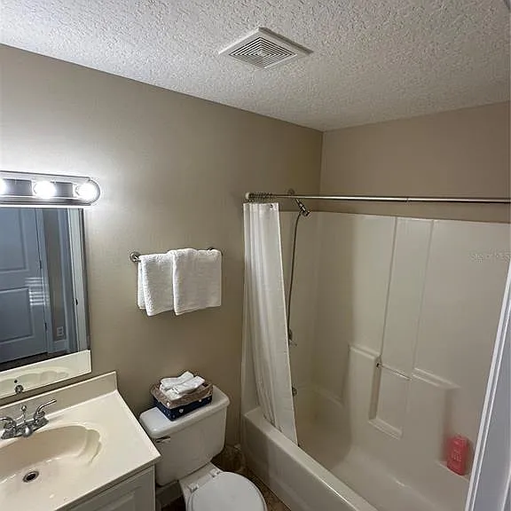 1201 S Flagler Ave — Photo 9