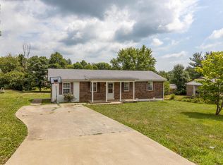 110 Lou Dr, Stanford, KY