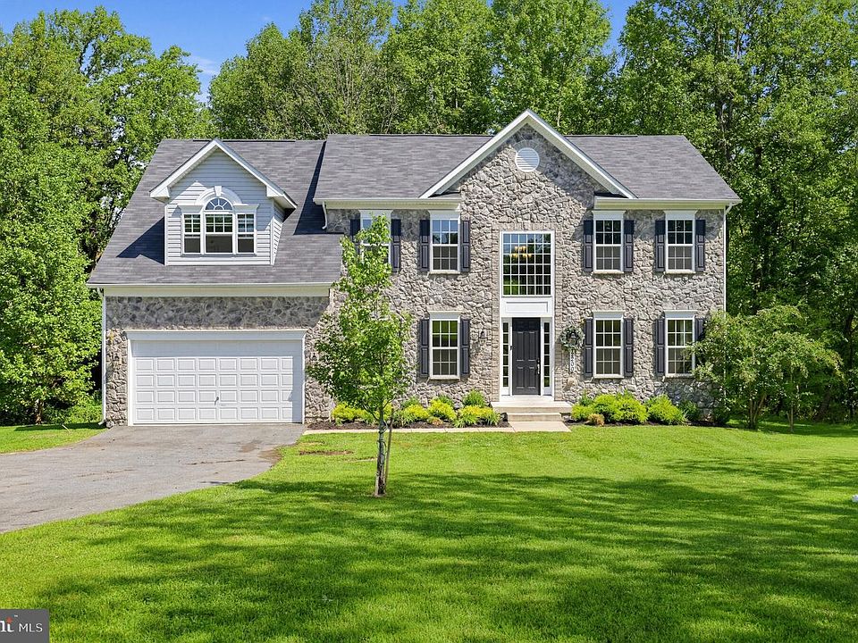 1st image of 12200 Authur Ct