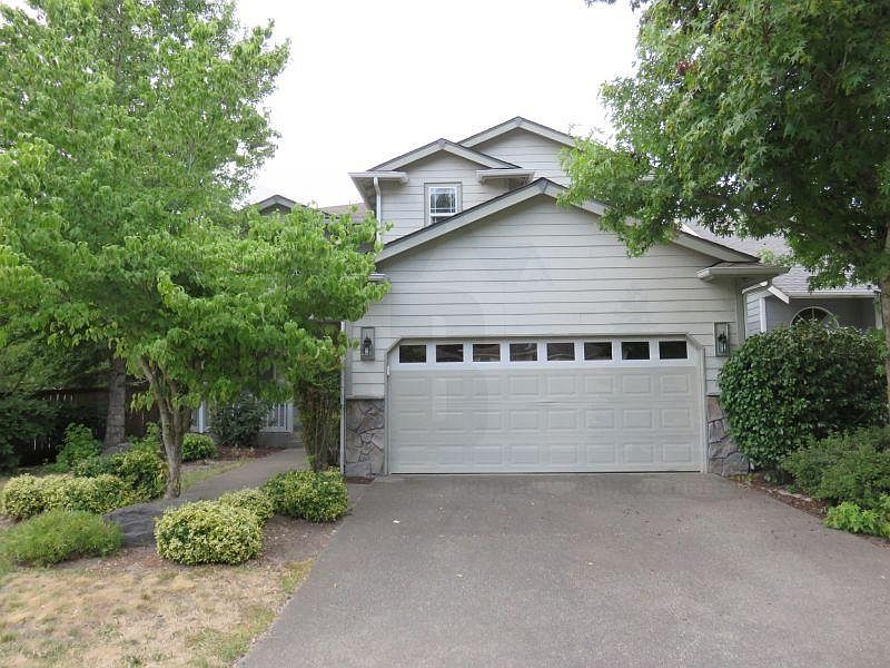 1st image of 9511 188th St E