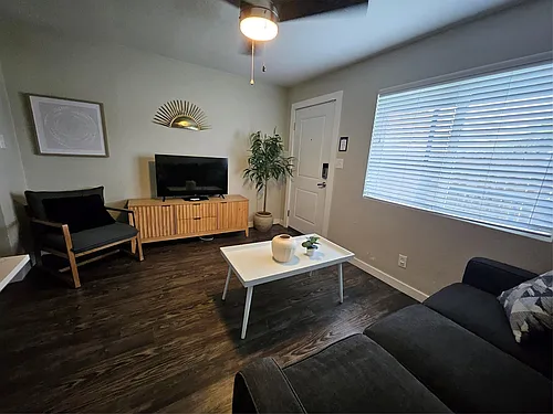 3503 Harmon Ave #103 Photo 1