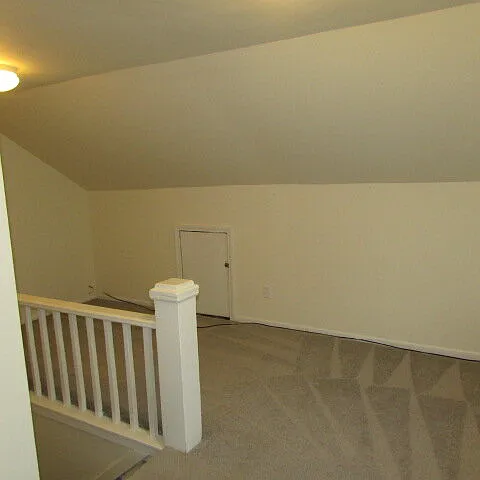 23540 Glenbrook St — Photo 11