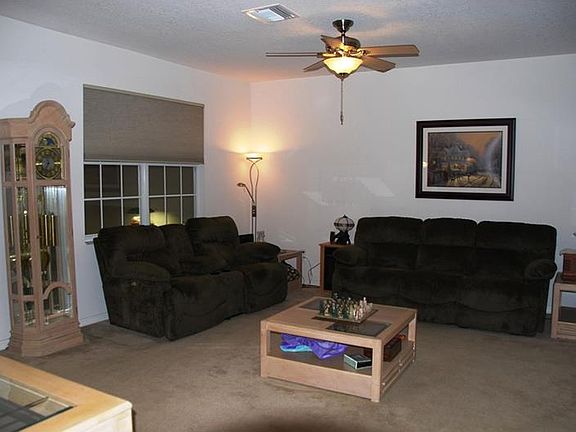 5th image of 3521 Home Town Ln