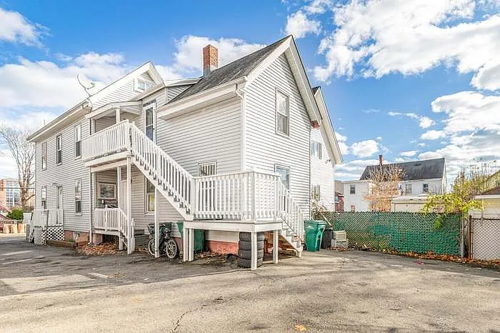 27 Astor St #2 — Photo 8