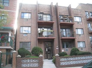 31-20 33rd St #2, Astoria, NY 11106