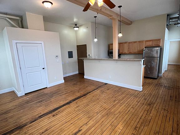 5th image of 31 Ontario St APT 201