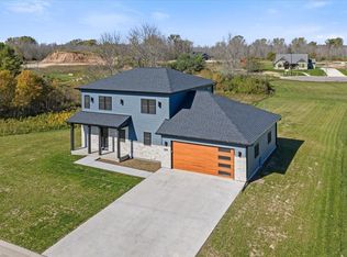 350 Lake Breeze Way, Two Rivers, WI 54241