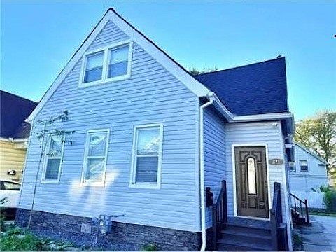 1st image of 371 Hague St