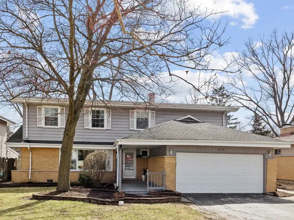229 Terry Ln, Villa Park, IL 60181
