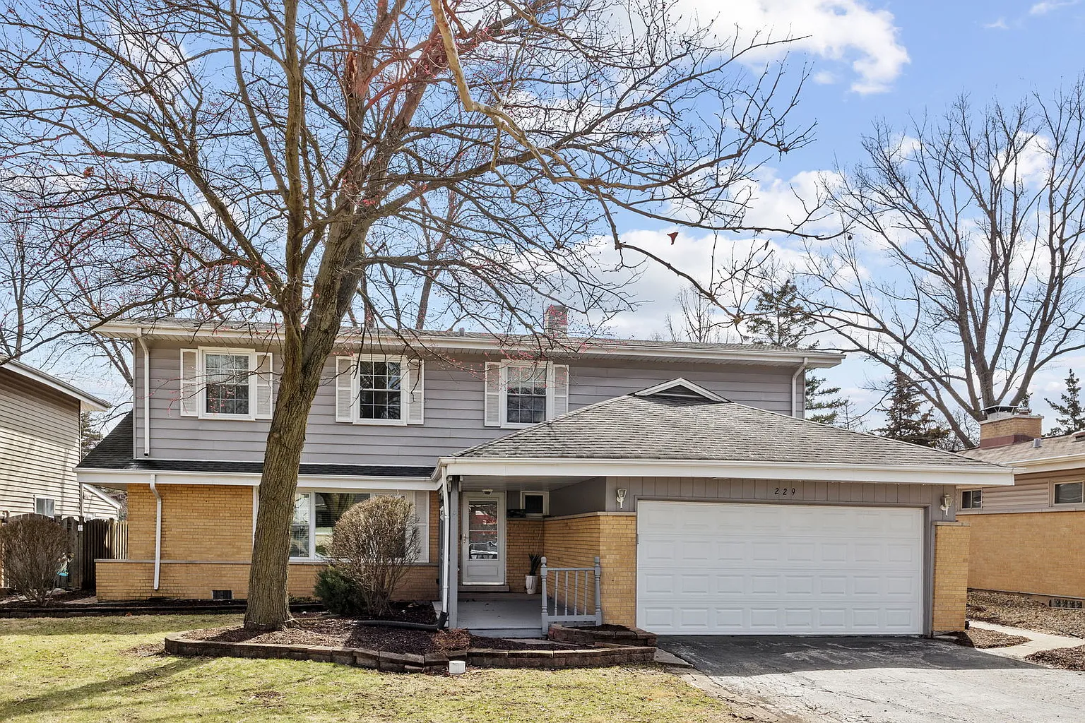 229 Terry Ln photo 1