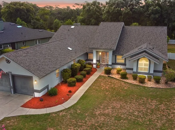 105 Douglas St, Homosassa, FL 34446