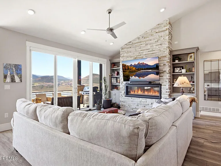 11293 N Shoreline Dr — Photo 5