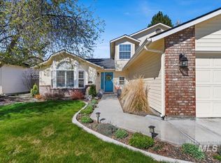 11802 W Patrina Dr, Boise, ID 83713